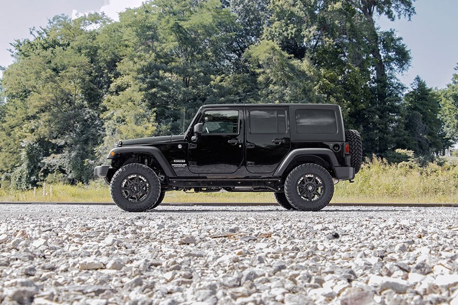 Rough Country 2.5 Inch Lift Kit Coils M1R Jeep Wrangler Unlimited 2WD/4WD (2007-2018)