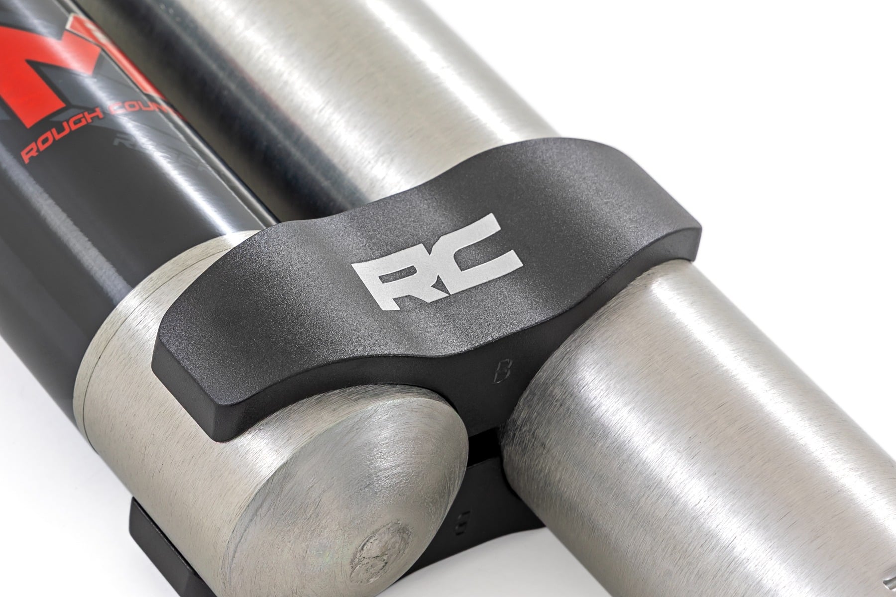 Rough Country M1R Monotube Rear Shocks 3-6.5β³ Chevy/GMC 2500 SUV 2WD/4WD (2000-2010)