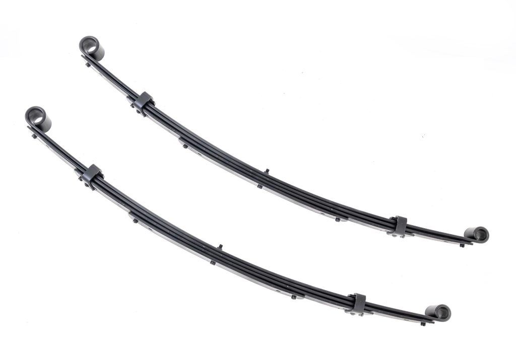 Rough Country Front Leaf Springs 2″ Lift Pair Chevy/GMC C10/K10 Truck & SUV/K5 Blazer (73-91)