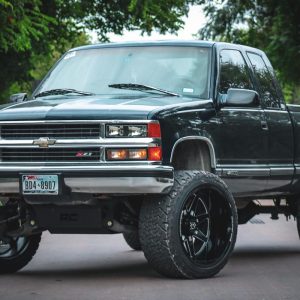 Rough Country 6 Inch Lift Kit Chevy/GMC 1500 Truck & SUV 4WD (1988-1999)