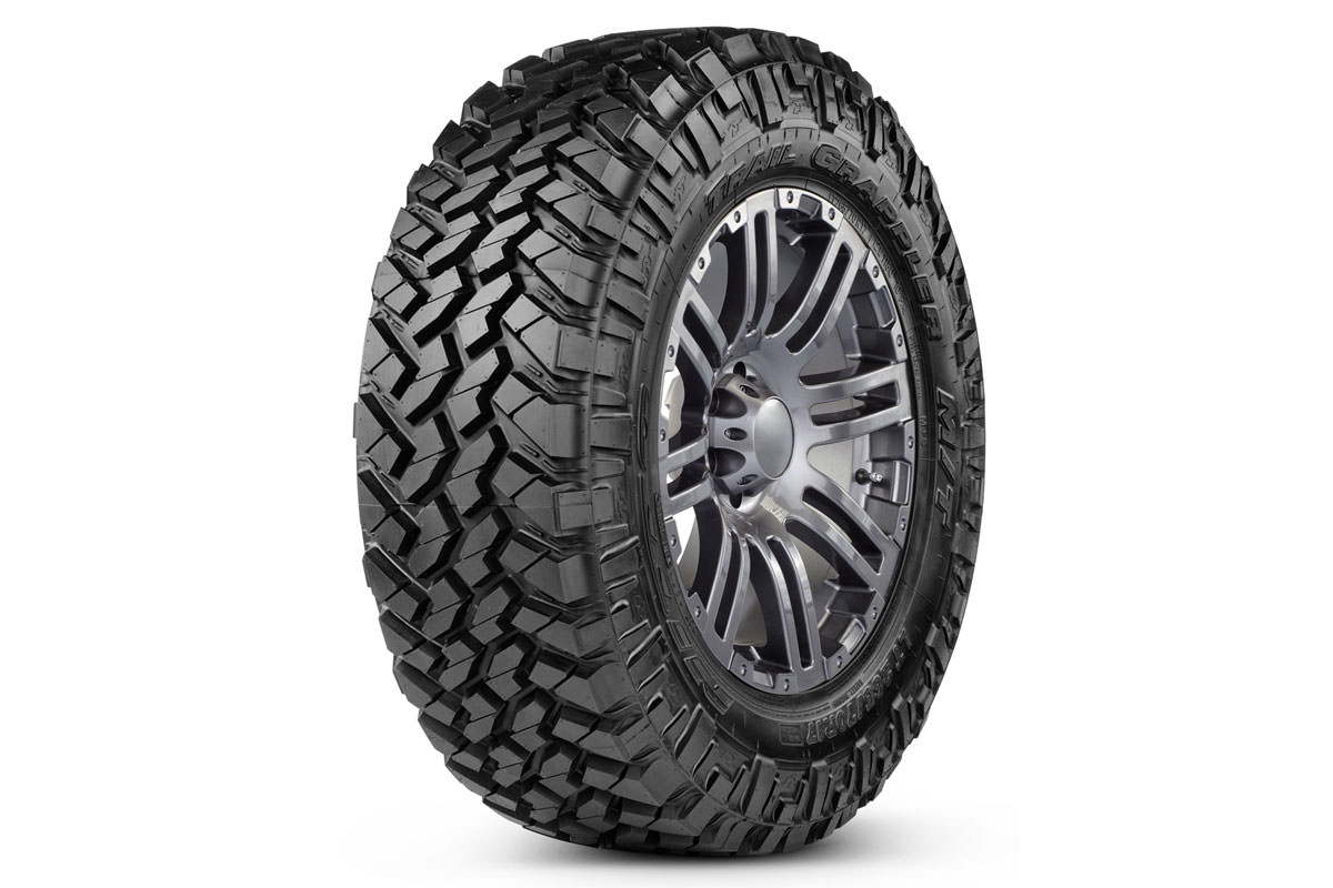 Rough Country 35x12.50R17 Nitto Trail Grappler M/T