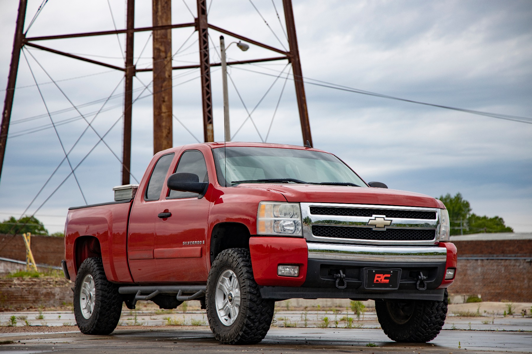 Rough Country 5 Inch Lift Kit M1 Chevy Silverado & GMC Sierra 1500 2WD (2007-2013)