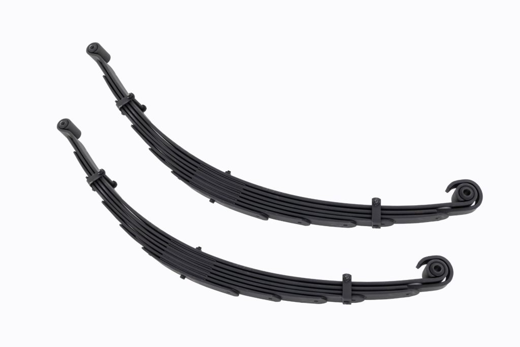 Rough Country Front Leaf Springs 6″ Lift Ford F-250/F-350 Super Duty 4WD (1999-2004)