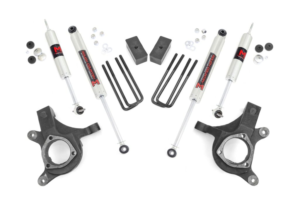 Rough Country 3 inch Lift Kit M1 Chevy Silverado & GMC Sierra 1500 2WD (1999-2006 & Classic)
