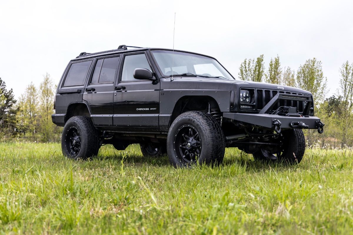 Rough Country Quarter Panel Armor Rear Jeep Cherokee XJ 2WD/4WD (1997-2001)