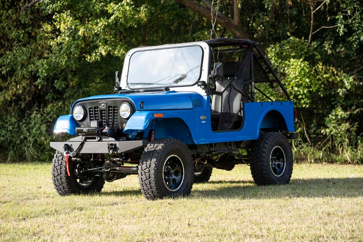 Rough Country Winch Plate PRO9500S Mahindra Roxor