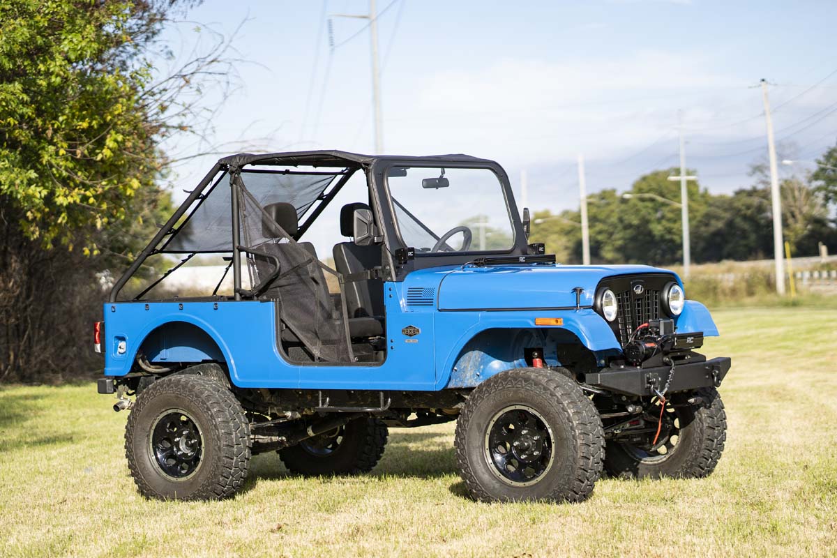 Rough Country Winch Plate PRO9500S Mahindra Roxor