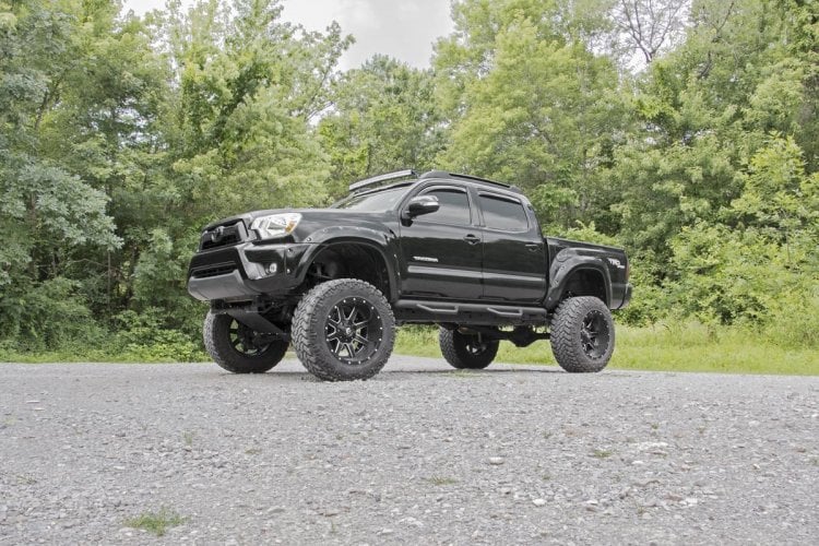 Rough Country 6 Inch Lift Kit N3 Struts Toyota Tacoma 2WD/4WD (2005-2015)