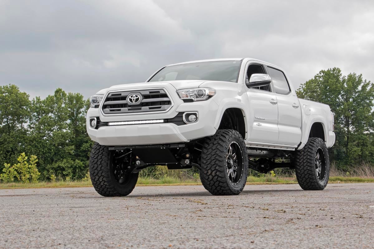 Rough Country 6 Inch Lift Kit Toyota Tacoma 2WD/4WD (2005-2015)