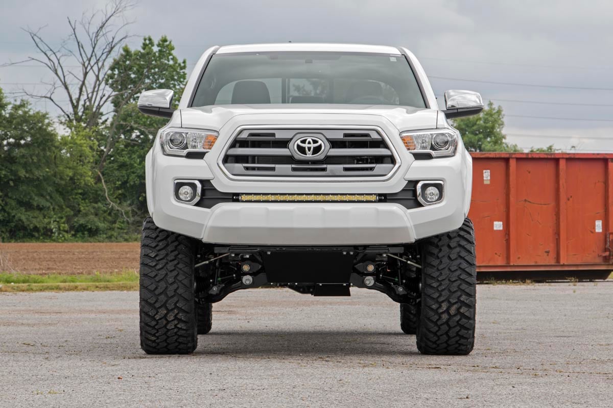 Rough Country 6 Inch Lift Kit Toyota Tacoma 2WD/4WD (2005-2015)