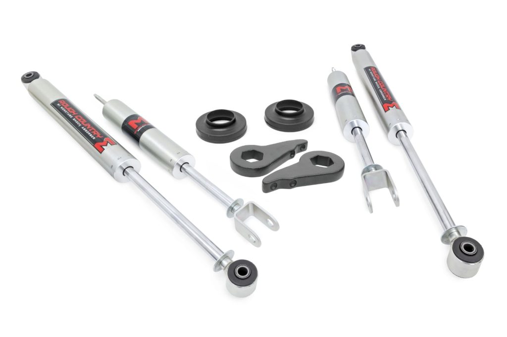 Rough Country 2 Inch Lift Kit M1 Chevy/GMC Avalanche/Tahoe/Yukon 2WD/4WD (2000-2006)