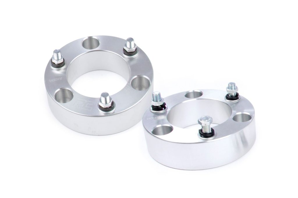 Rough Country 2.5 Inch Leveling Kit Toyota Tundra 2WD/4WD (2000-2006)