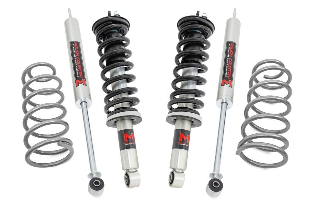 Rough Country 3 Inch Lift Kit M1 Struts/M1 Toyota 4Runner 2WD/4WD (1996-2002)
