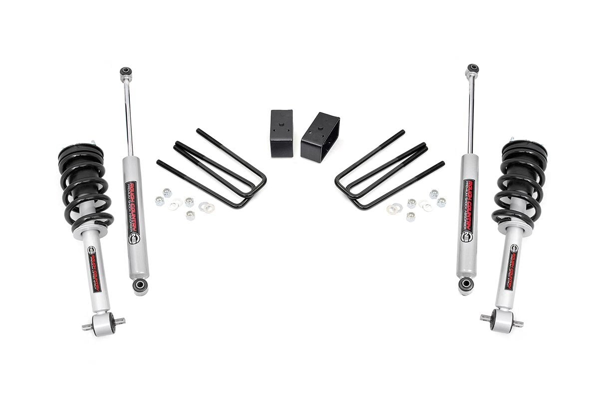 Rough Country 3.5 Inch Lift Kit N3 Struts Chevy/GMC 1500 2WD (07-13)
