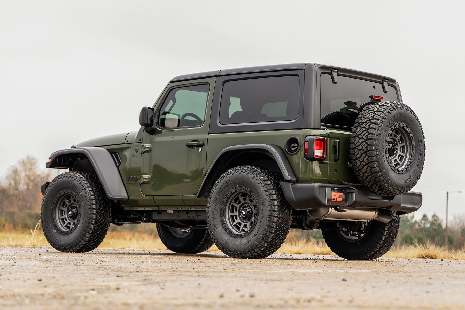 Rough Country 3.5 Inch Lift Kit C/A Drop Front D/S M1 Jeep Wrangler JL 4WD (24-26)