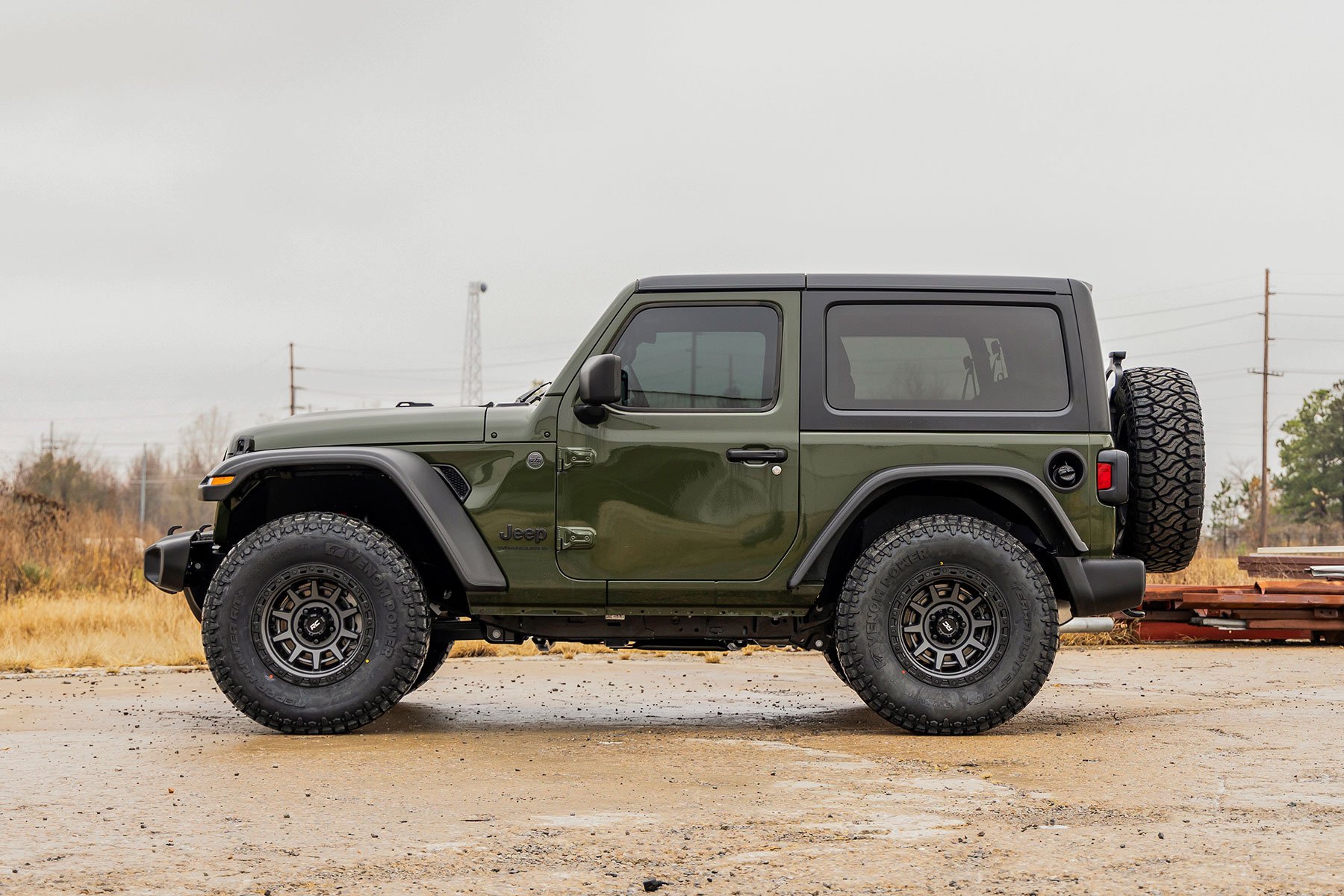 Rough Country 3.5 Inch Lift Kit C/A Drop Front D/S M1 Jeep Wrangler JL 4WD (24-26)