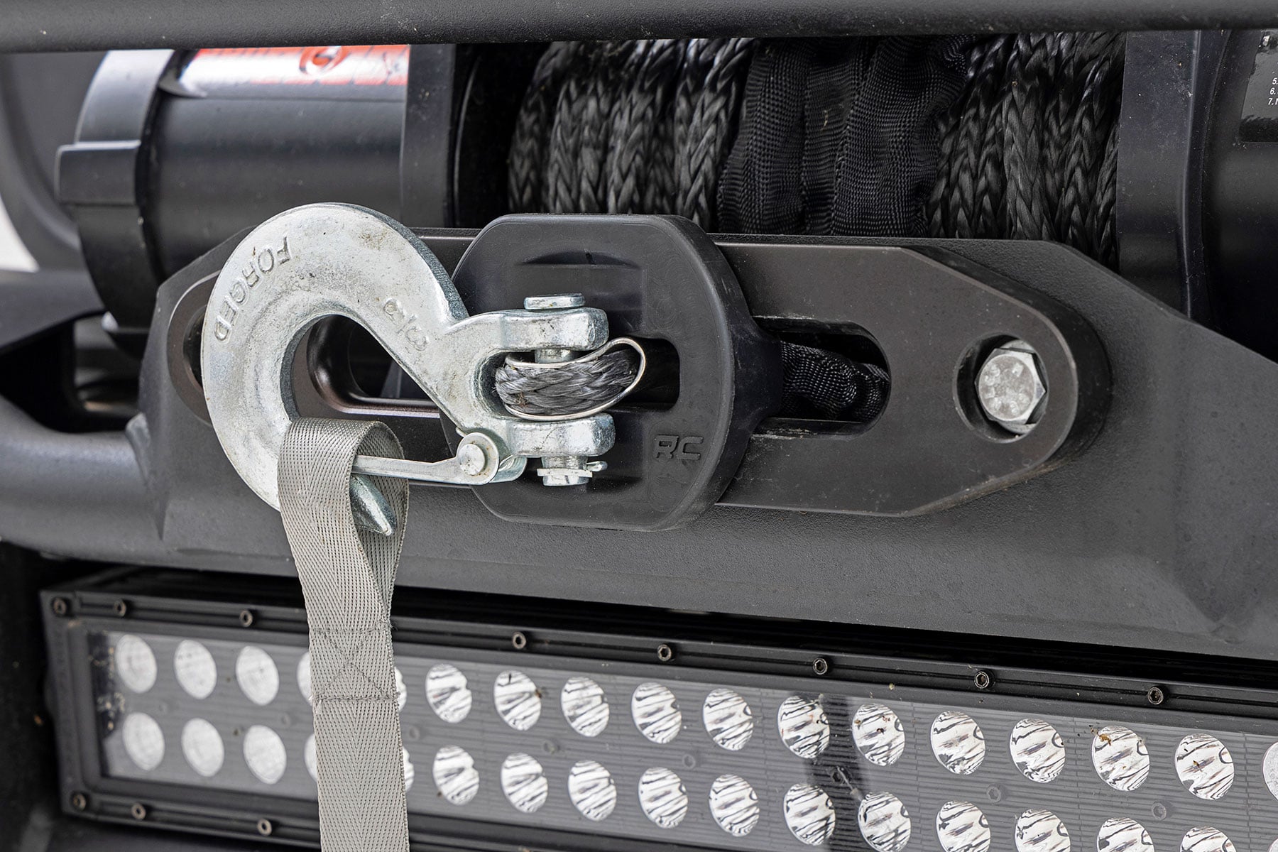 Winch Hook Isolator | Synthetic Ropes — Rough Country